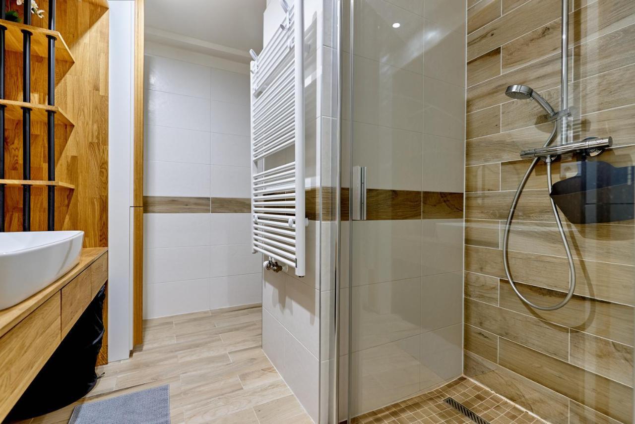 Klinovec Suite By Mountain Ways Loucna pod Klinovcem Ngoại thất bức ảnh